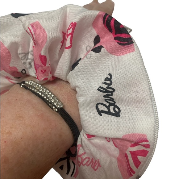 Barbie zipper scrunchie hand made USA white cotton rare print summer trend nwt - Picture 3 of 5